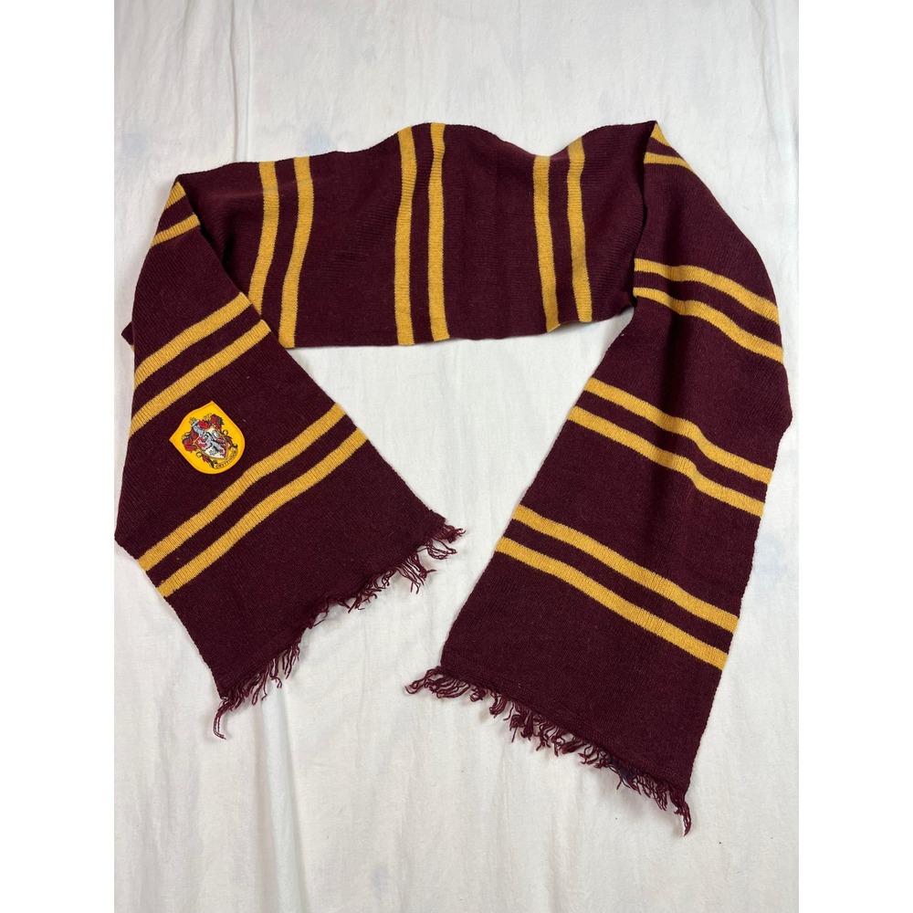 Harry Potter Gryffindor Scarf 100% Lamb Wool Burgundy Gold Striped Elope Crest